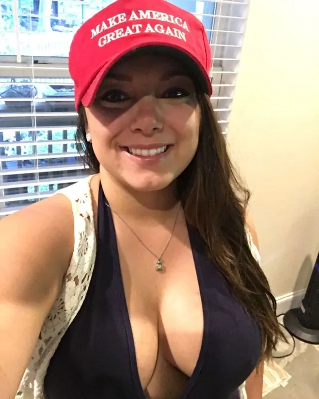 Catalina, 26 ans, rencontre sexe à Moulins-Engilbert