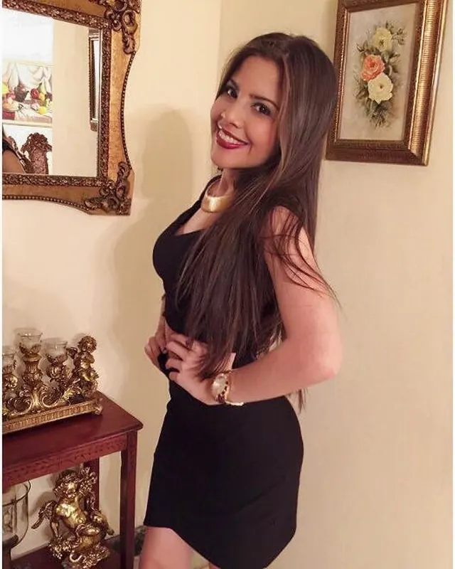 Karina, 33 ans, rencontre sexe à Blanquefort