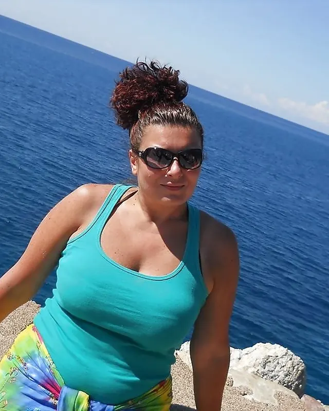 Laïla, 40 ans, rencontre sexe à Saint-Maximin-la-Sainte-Baume
