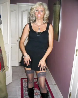 Odile, 59 ans, rencontre sexe à Lamarque